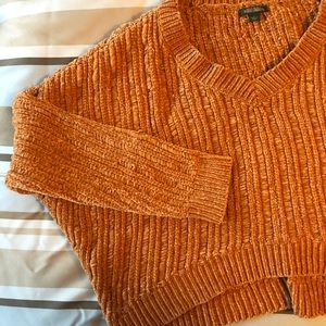 Crop sweater